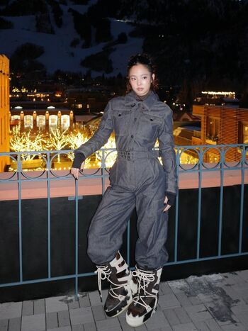 Jennie blkpik page leaked private photo uncensored HD quality