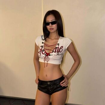 Jennie blkpik page leaked private photo uncensored HD quality