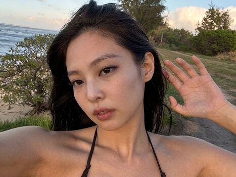 Jennie blkpik page leaked private photo uncensored HD quality