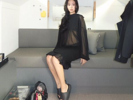 Jennie blkpik page leaked private photo uncensored HD quality