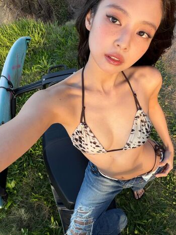 Jennie blkpik page leaked private photo uncensored HD quality