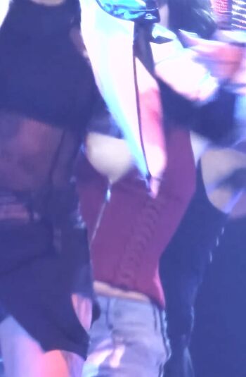 Jennie blkpik page leaked private photo uncensored HD quality