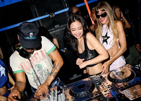 Jennie blkpik page leaked private photo uncensored HD quality