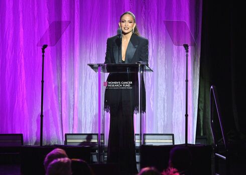 Jennifer lopez  page leaked private photo uncensored HD quality