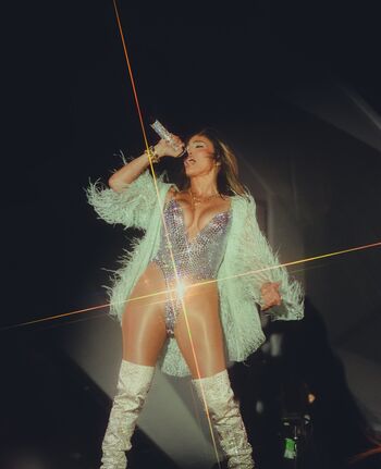 Jennifer lopez leaked private photo uncensored HD quality