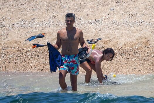 Jessica alba  page leaked private photo uncensored HD quality