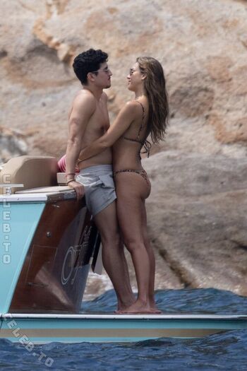 Jessica alba  page leaked private photo uncensored HD quality