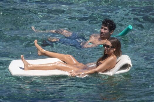 Jessica alba  page leaked private photo uncensored HD quality