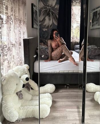 Julia jasmin rhle  page leaked private photo uncensored HD quality