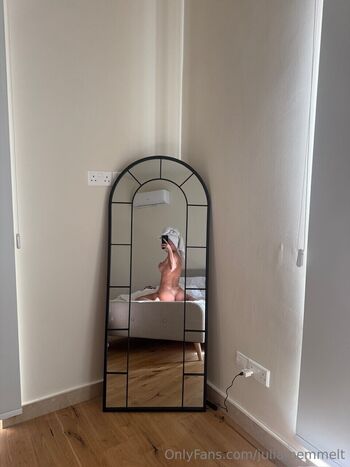 Julia rommelt  page leaked private photo uncensored HD quality