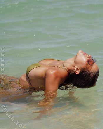 Kara del toro page leaked private photo uncensored HD quality