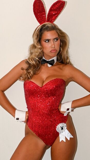 Kara del toro page leaked private photo uncensored HD quality