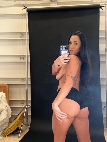 Karlee grey  page leaked private photo uncensored HD quality