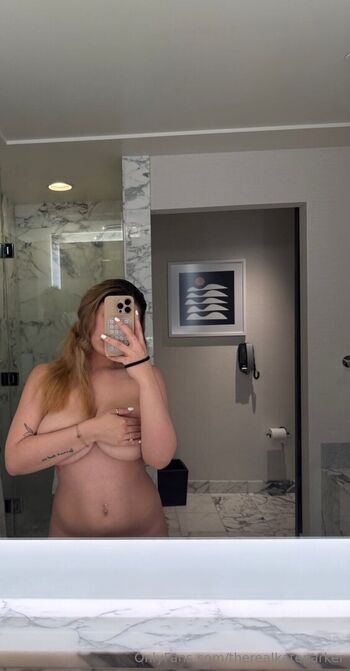 Kate parker  page leaked private photo uncensored HD quality