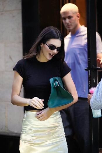 Kendall jenner  page leaked private photo uncensored HD quality