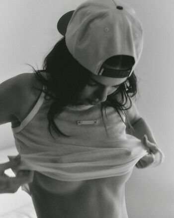 Kendall jenner leaked private photo uncensored HD quality