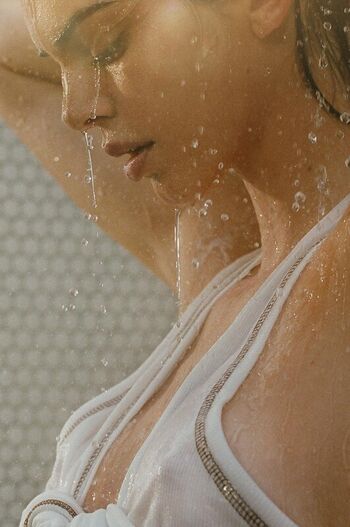 Kendall jenner  page leaked private photo uncensored HD quality