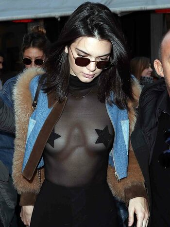 Kendall jenner  page leaked private photo uncensored HD quality