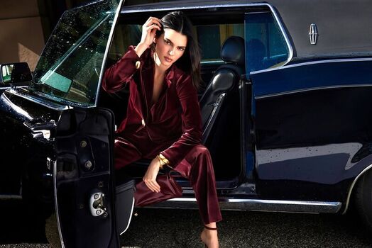 Kendall jenner  page leaked private photo uncensored HD quality