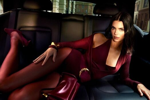 Kendall jenner  page leaked private photo uncensored HD quality