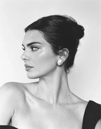Kendall jenner  page leaked private photo uncensored HD quality