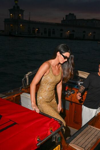 Kendall jenner  page leaked private photo uncensored HD quality