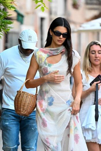 Kendall jenner  page leaked private photo uncensored HD quality