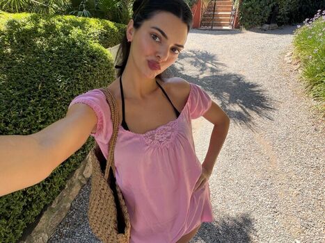 Kendall jenner leaked private photo uncensored HD quality