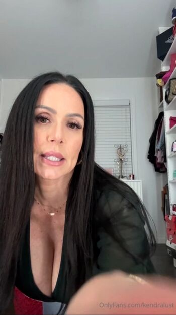Kendra lust  page leaked private photo uncensored HD quality