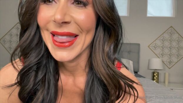 Kendra lust  page leaked private photo uncensored HD quality