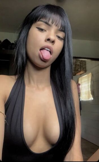 Kerolly santos leaked private photo uncensored HD quality