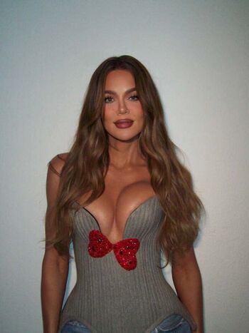 Khloe kardashian  page leaked private photo uncensored HD quality