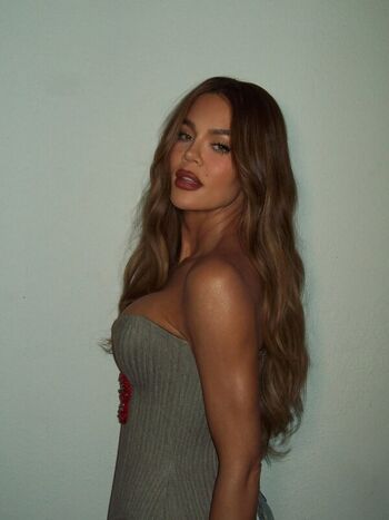 Khloe kardashian  page leaked private photo uncensored HD quality