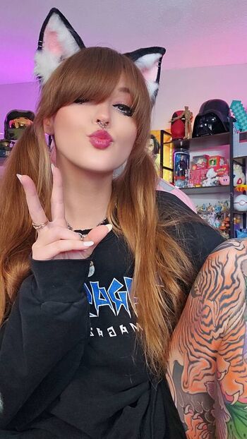 Kittykrystl page leaked private photo uncensored HD quality