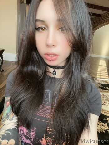 Kiwi sunset leaked private photo uncensored HD quality