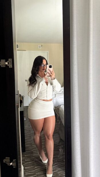 Krissytay leaked private photo uncensored HD quality