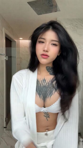 Krittiya kongmuang page leaked private photo uncensored HD quality