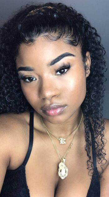 Kurlykyy  page leaked private photo uncensored HD quality