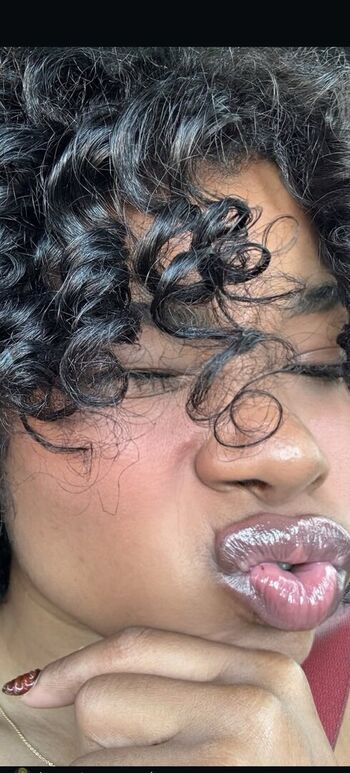 Kurlykyy leaked private photo uncensored HD quality