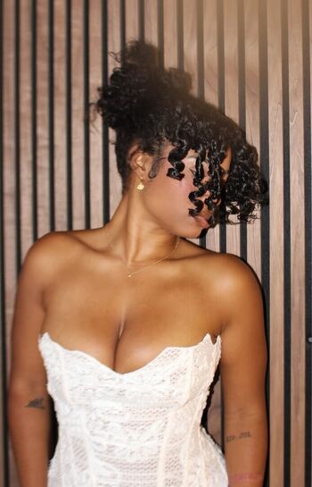 Kurlykyy leaked private photo uncensored HD quality