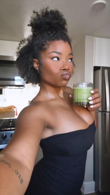 Kurlykyy leaked private photo uncensored HD quality