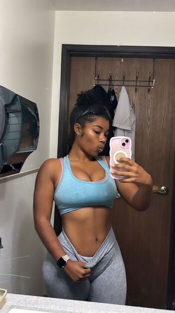 Kurlykyy leaked private photo uncensored HD quality