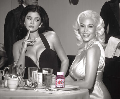 Kylie jenner  page leaked private photo uncensored HD quality