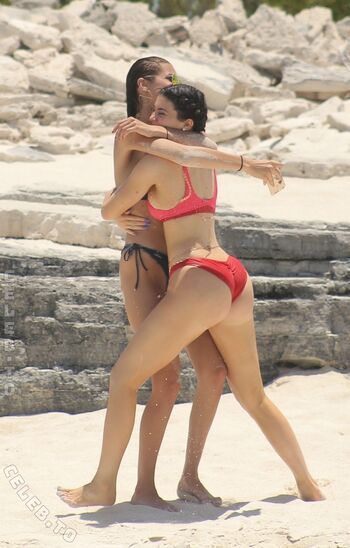 Kylie jenner  page leaked private photo uncensored HD quality