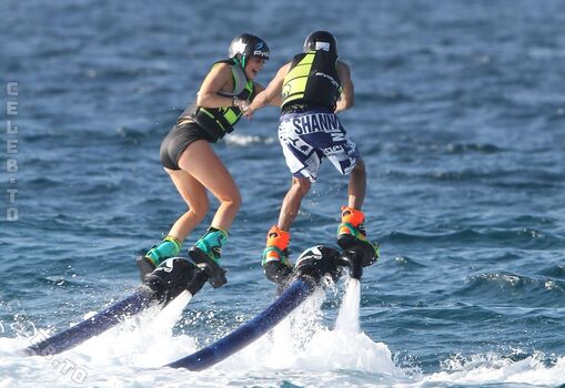 Kylie jenner  page leaked private photo uncensored HD quality