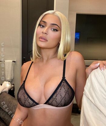 Kylie jenner  page leaked private photo uncensored HD quality