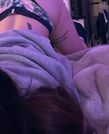 Kyliecherryxo leaked private photo uncensored HD quality