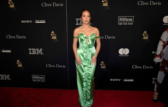 Laufey lin page leaked private photo uncensored HD quality