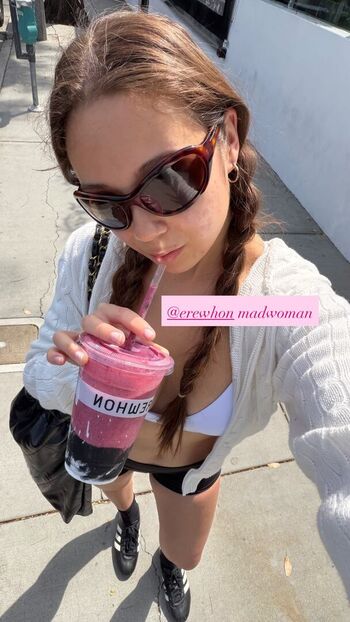 Laufey lin page leaked private photo uncensored HD quality