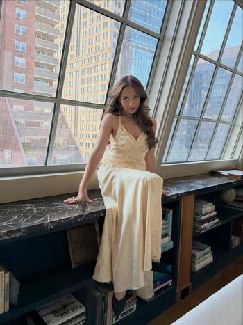 Laufey lin leaked private photo uncensored HD quality